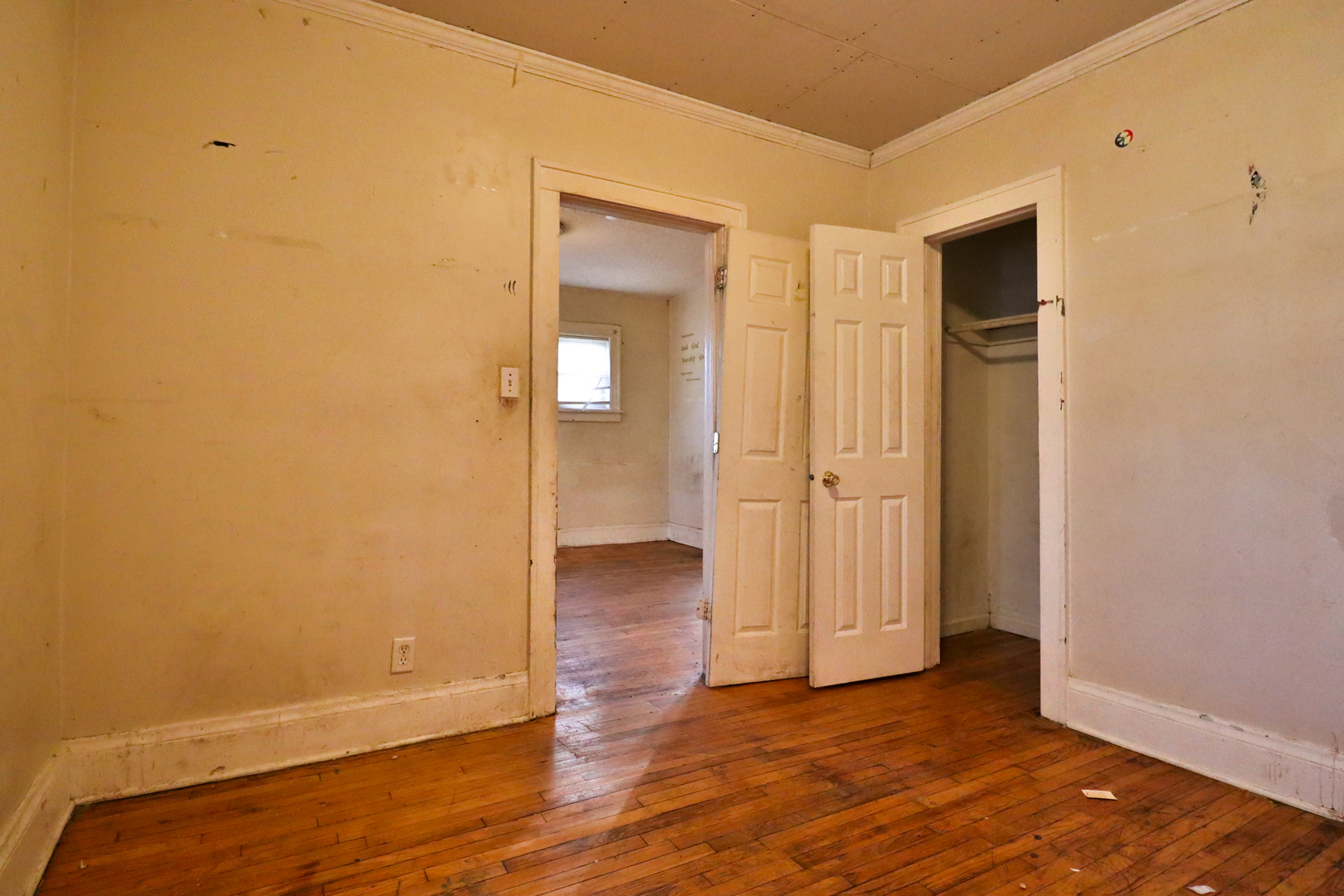 15032 Marshfield Avenue, Harvey, IL 60426