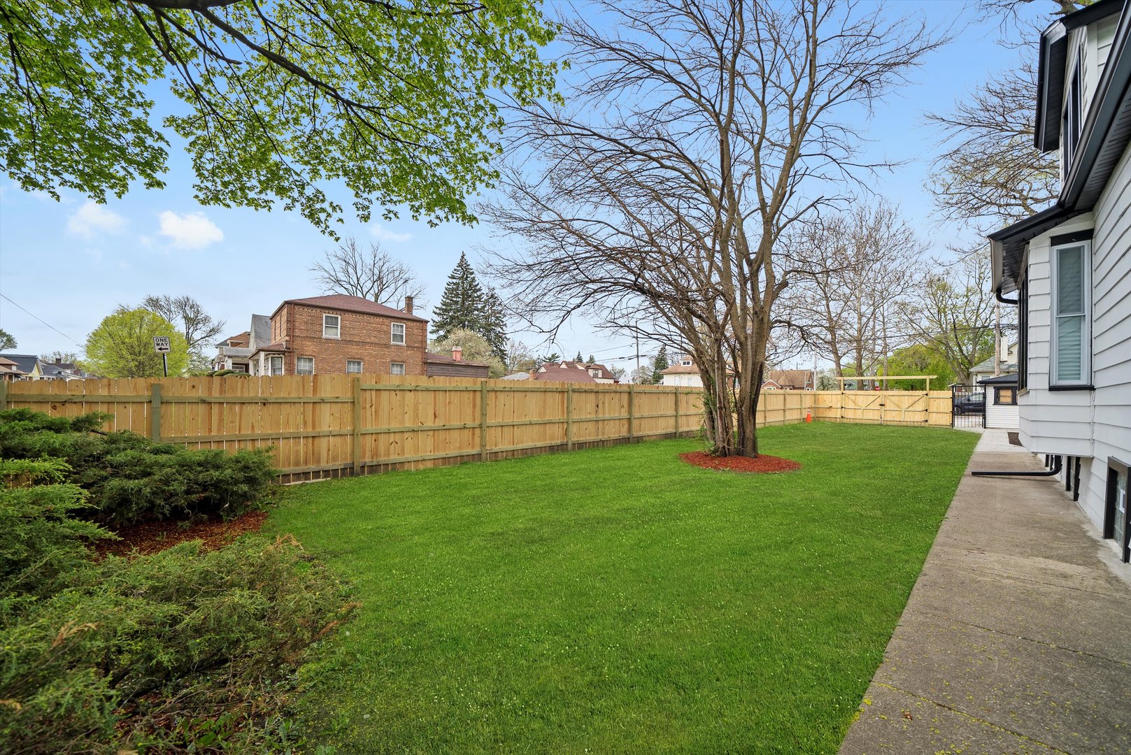 11254 S Stewart Avenue, Chicago, IL 60628