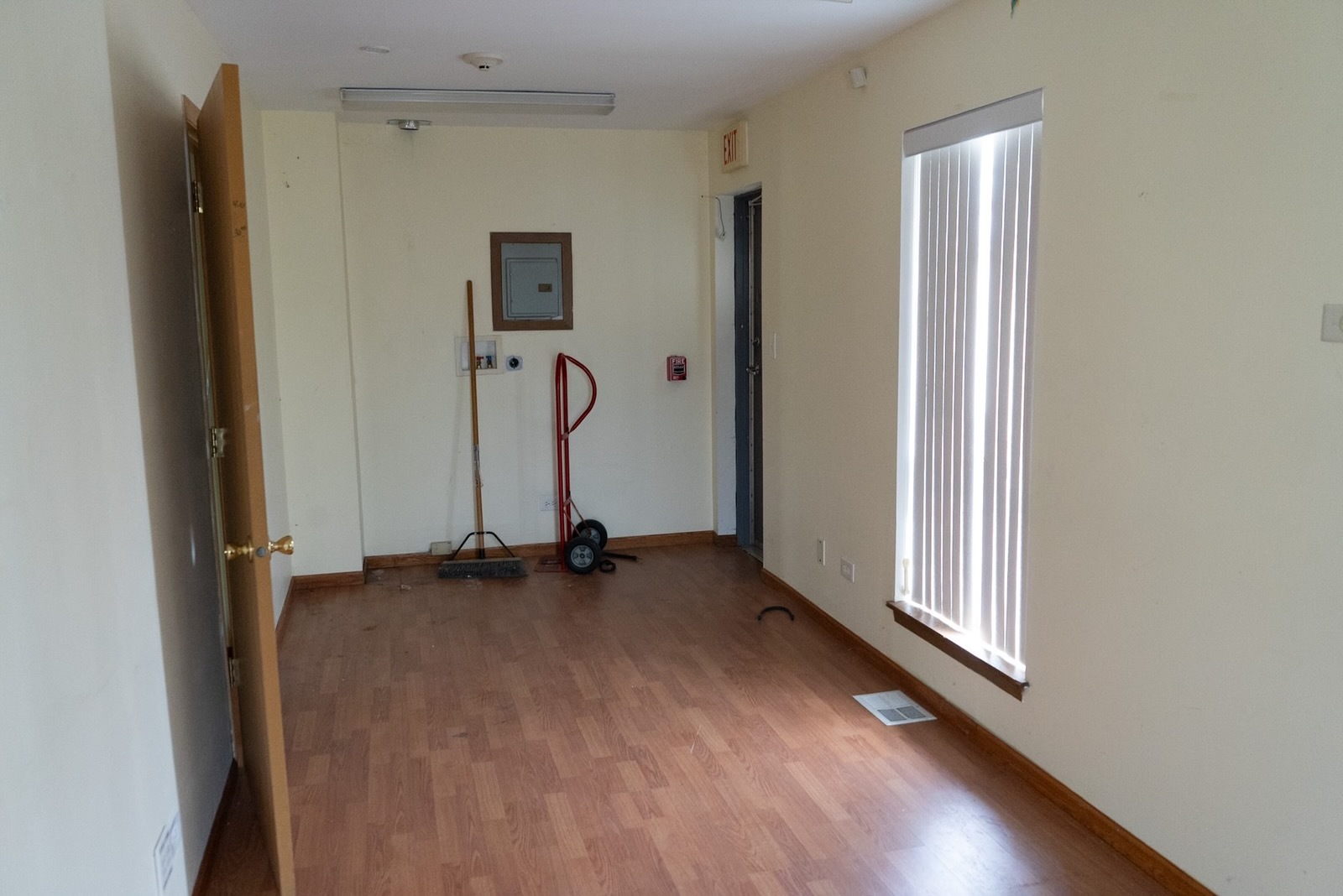 3433 W 147th Street, Midlothian, IL 60445
