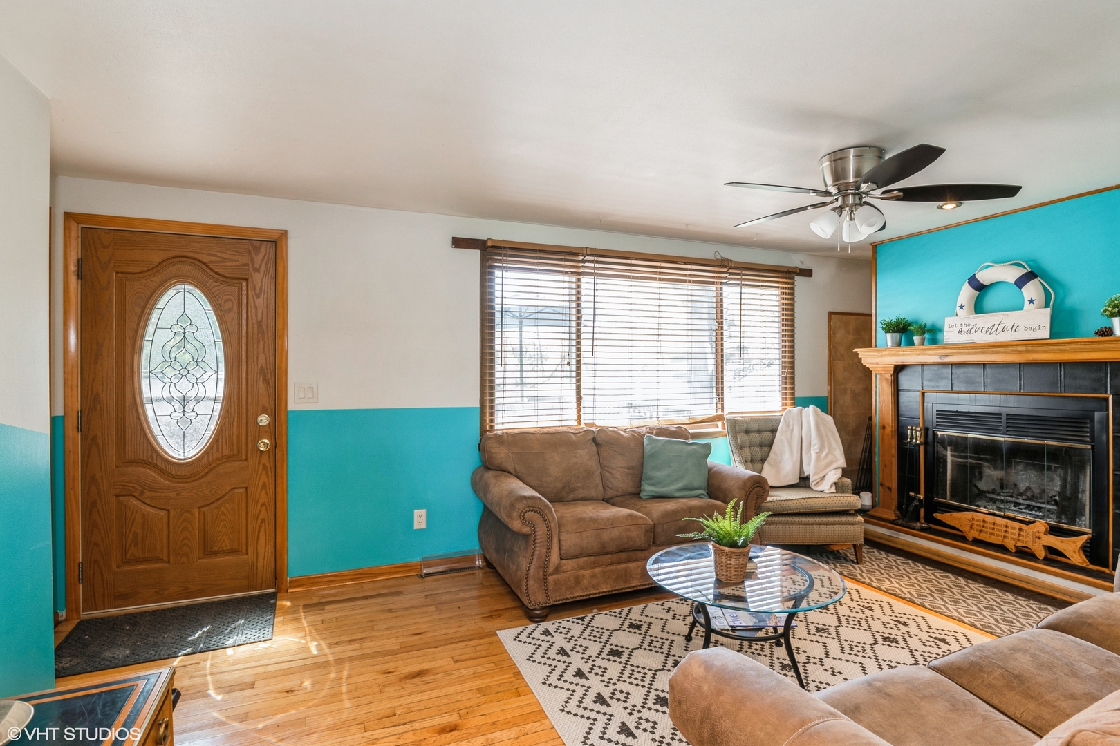 31 Medinah Avenue, Fox Lake, IL 60020