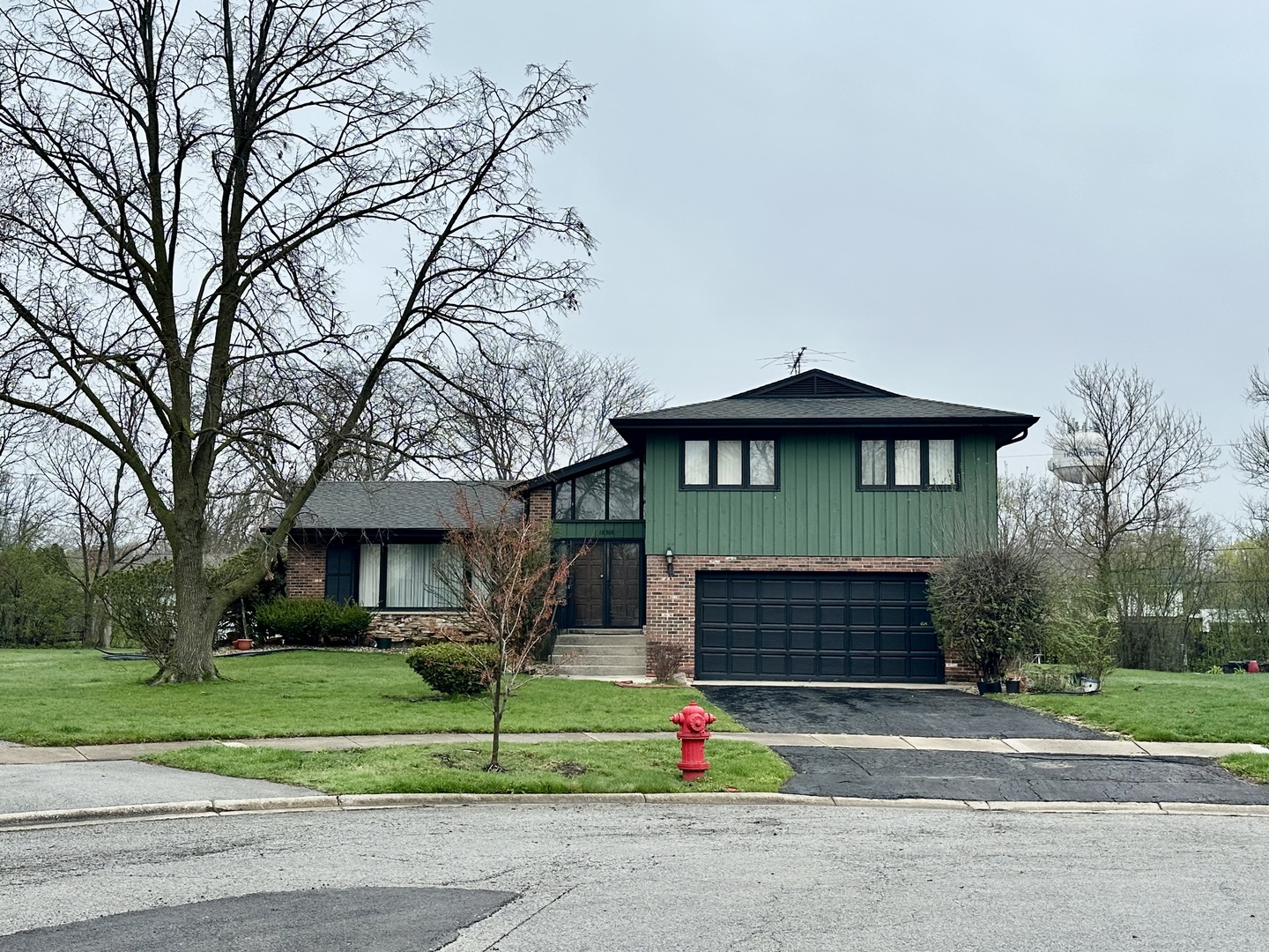 18506 Pierce Terrace, Homewood, IL 60430