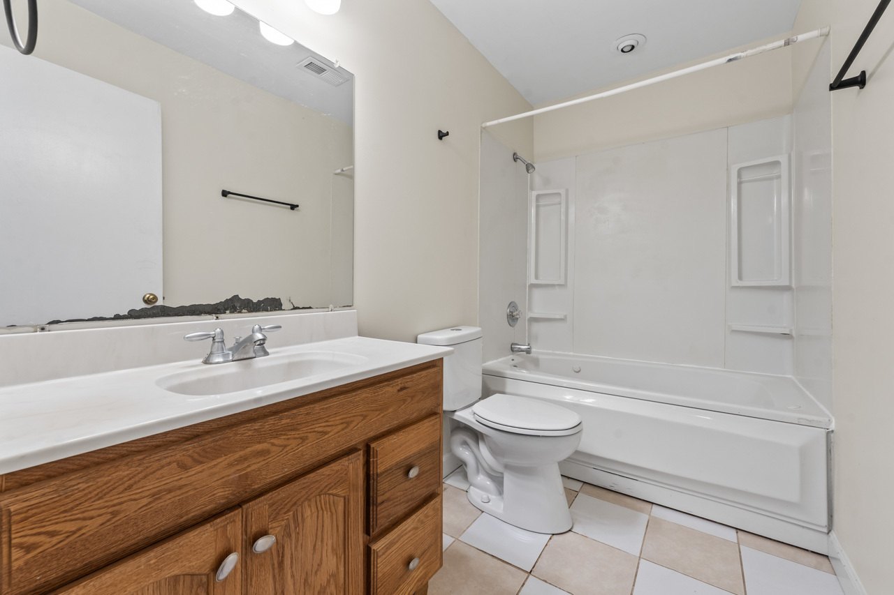 1575 Avati Lane #C, Aurora, IL 60505
