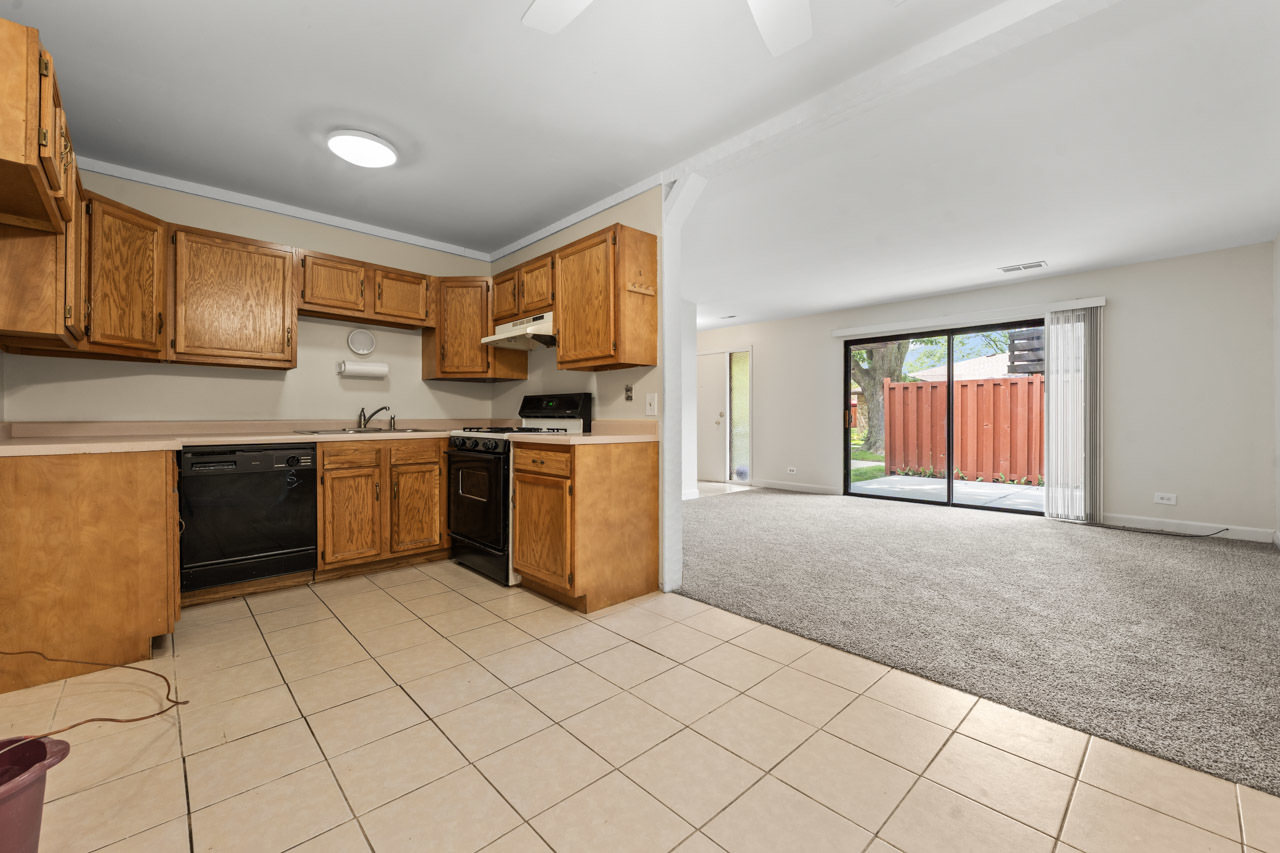 1575 Avati Lane #C, Aurora, IL 60505