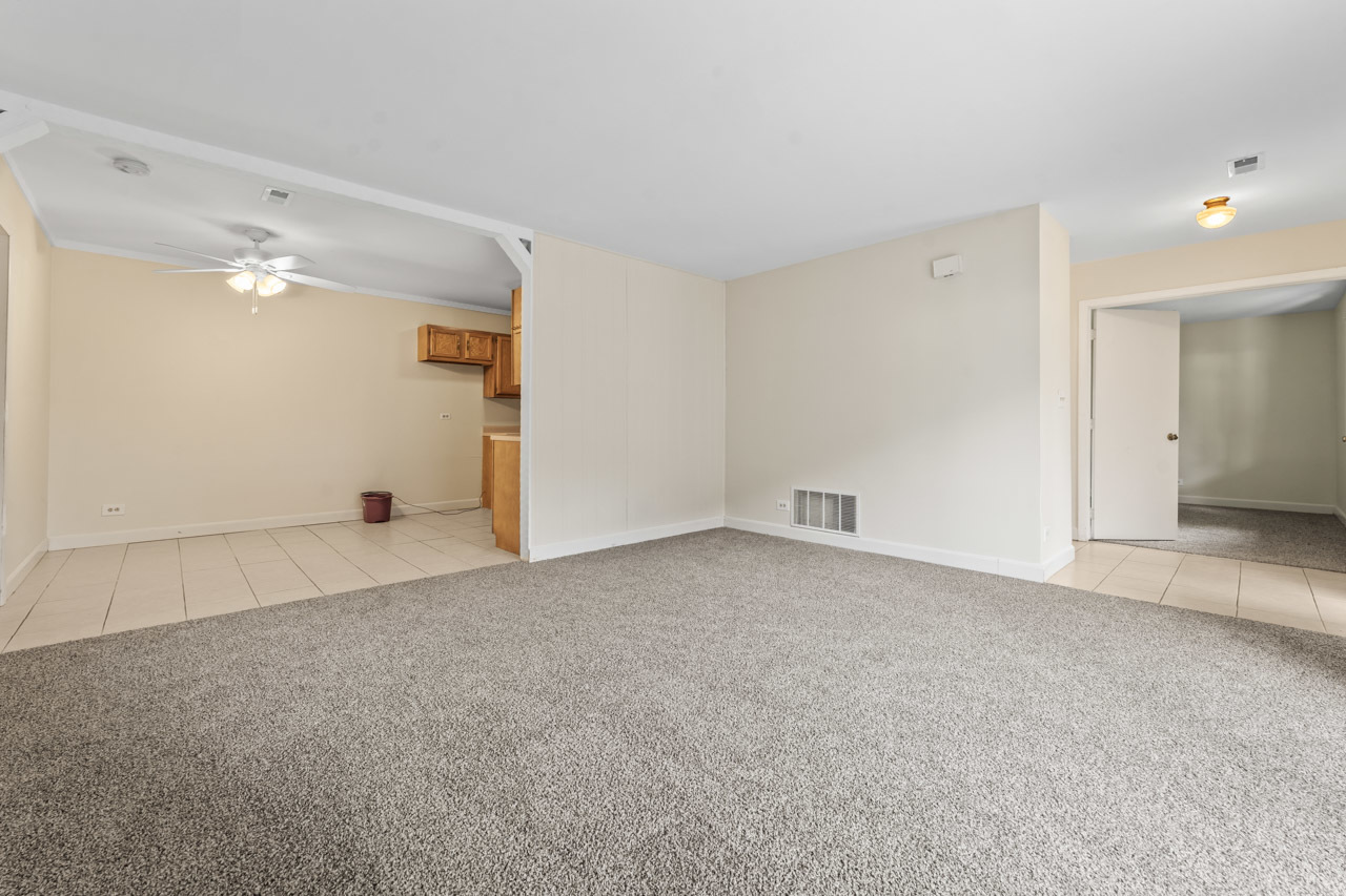 1575 Avati Lane #C, Aurora, IL 60505