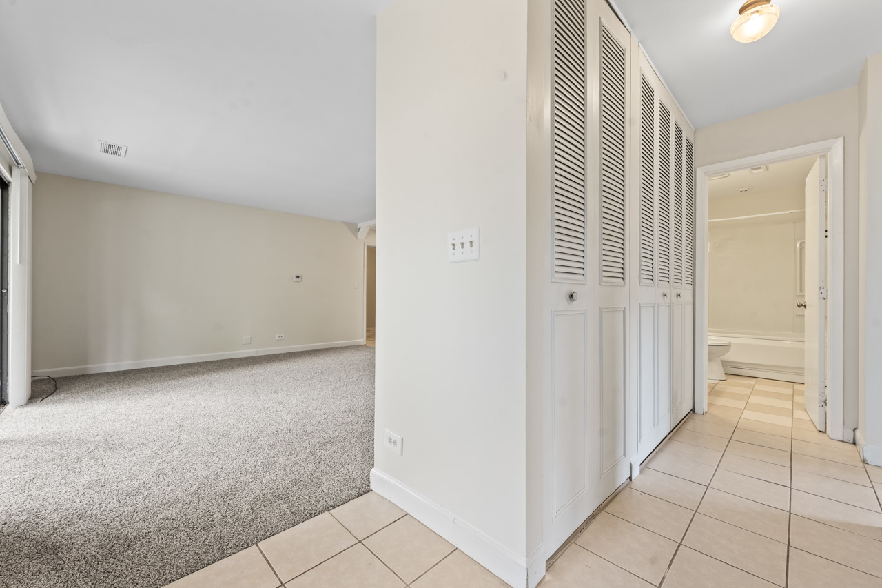 1575 Avati Lane #C, Aurora, IL 60505