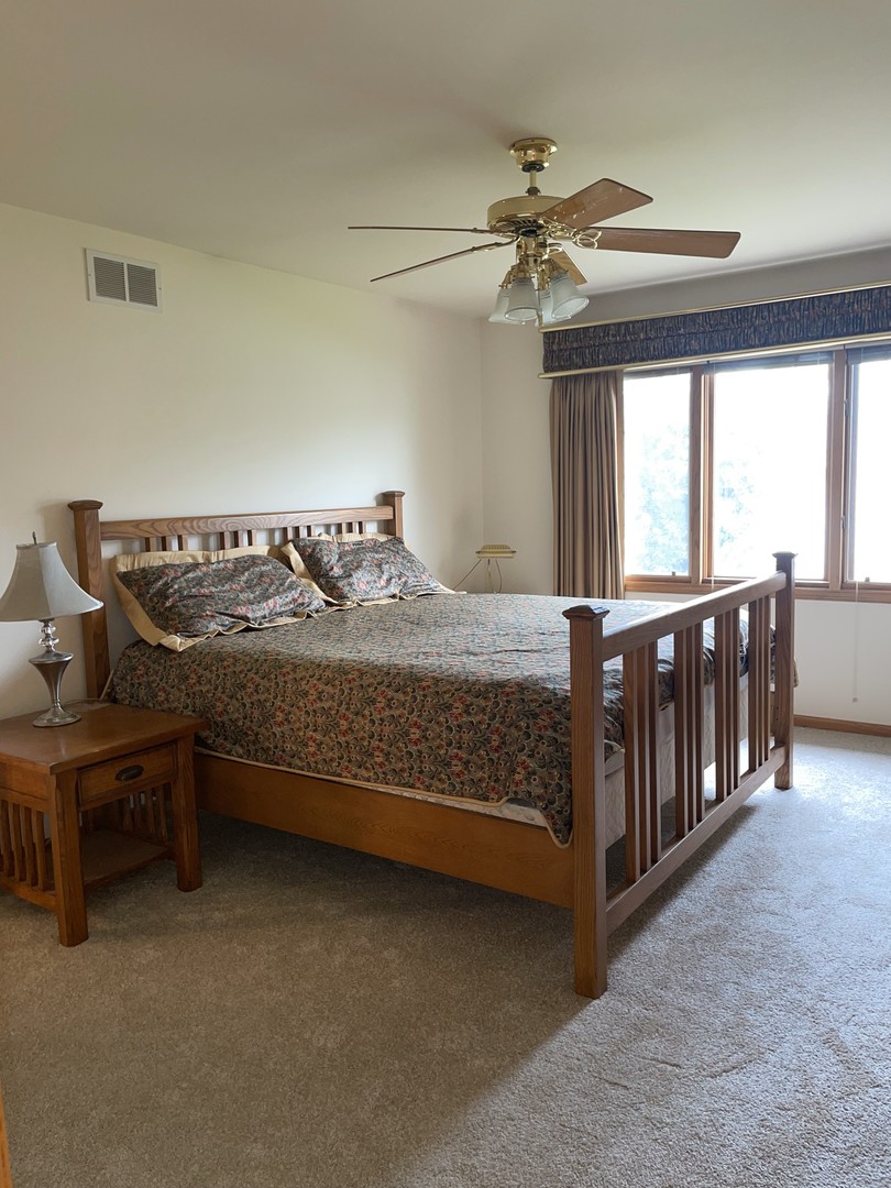 16538 Fairfax Court, Tinley Park, IL 60477
