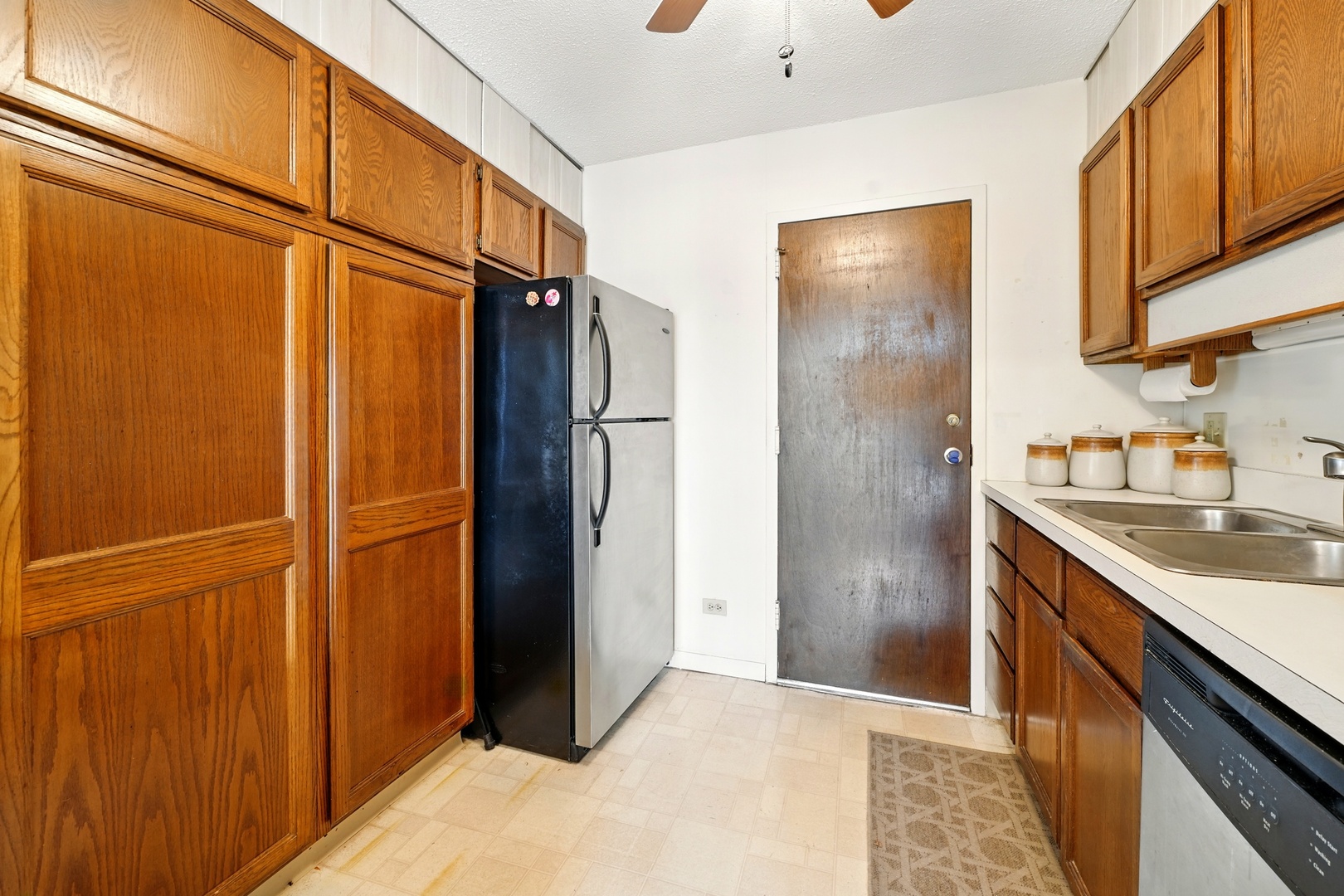 1150 E Jackson Street #1J, Lombard, IL 60148