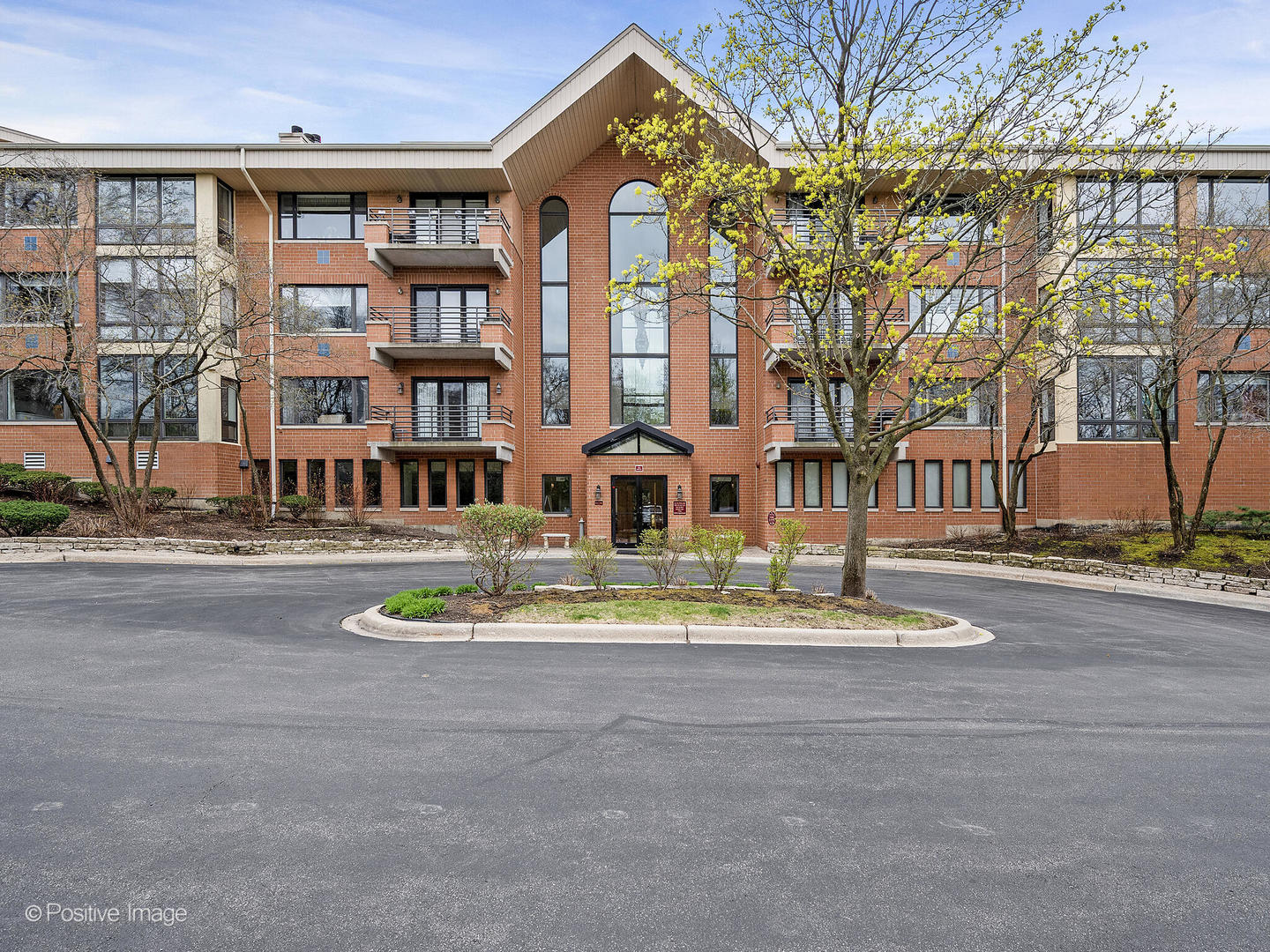 3525 Cass Court #409, Oak Brook, IL 60523