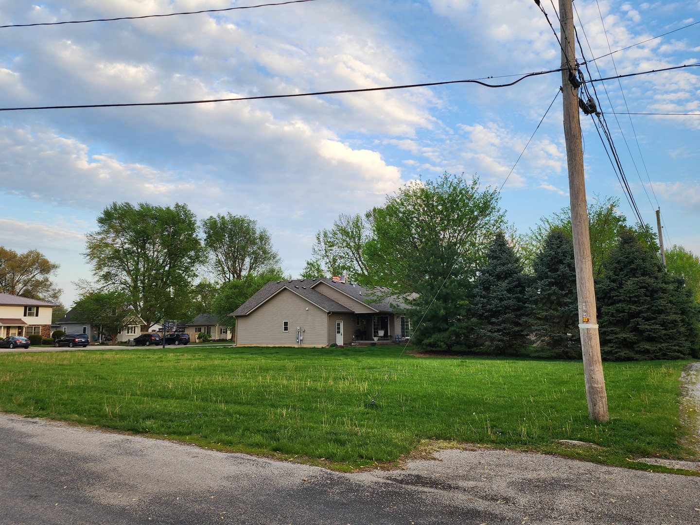 515 Oglesby Avenue, Lincoln, IL 62656