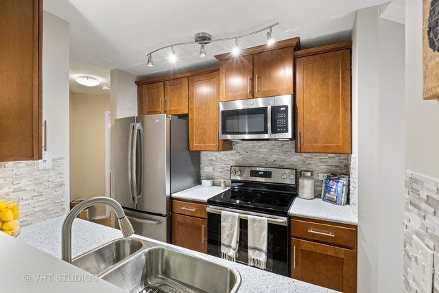 1650 Buttonwood Circle #3115, Schaumburg, IL 60173