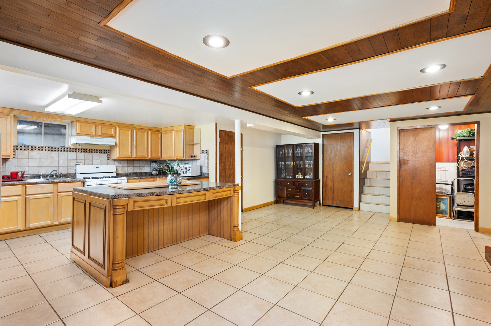 1207 Norwood Street, Melrose Park, IL 60160