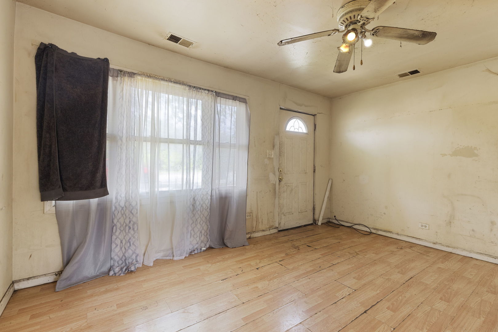 14533 ASHLAND Avenue, Harvey, IL 60426