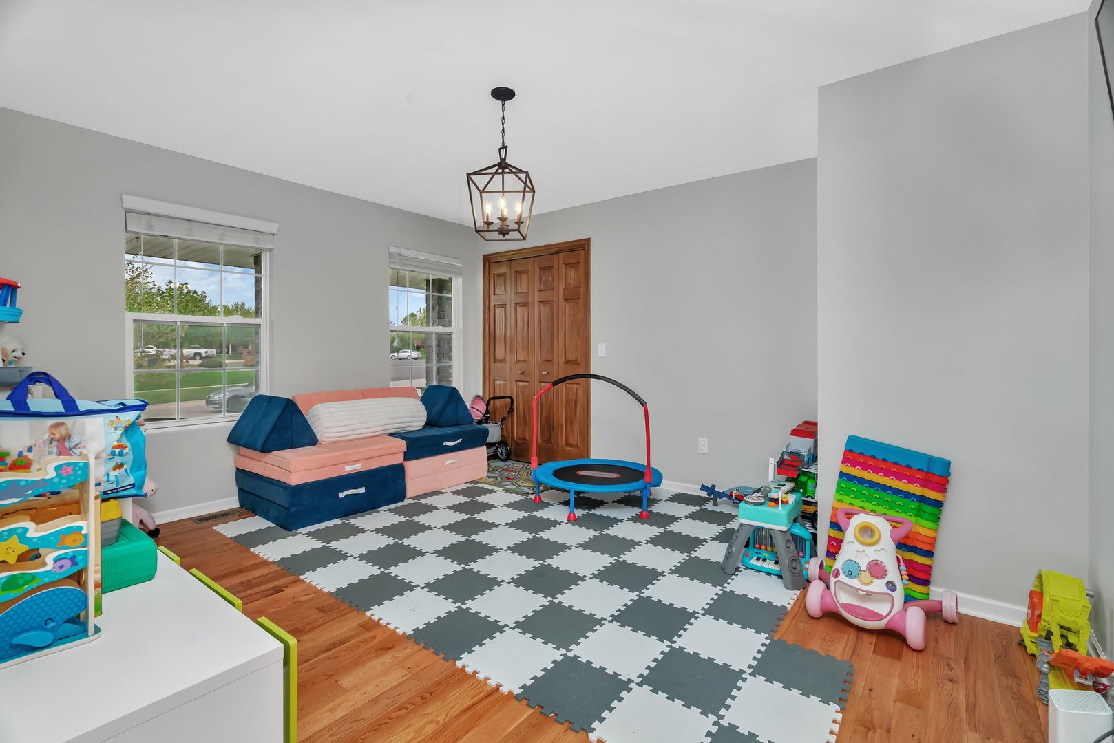 1304 Michael Drive, Morris, IL 60450