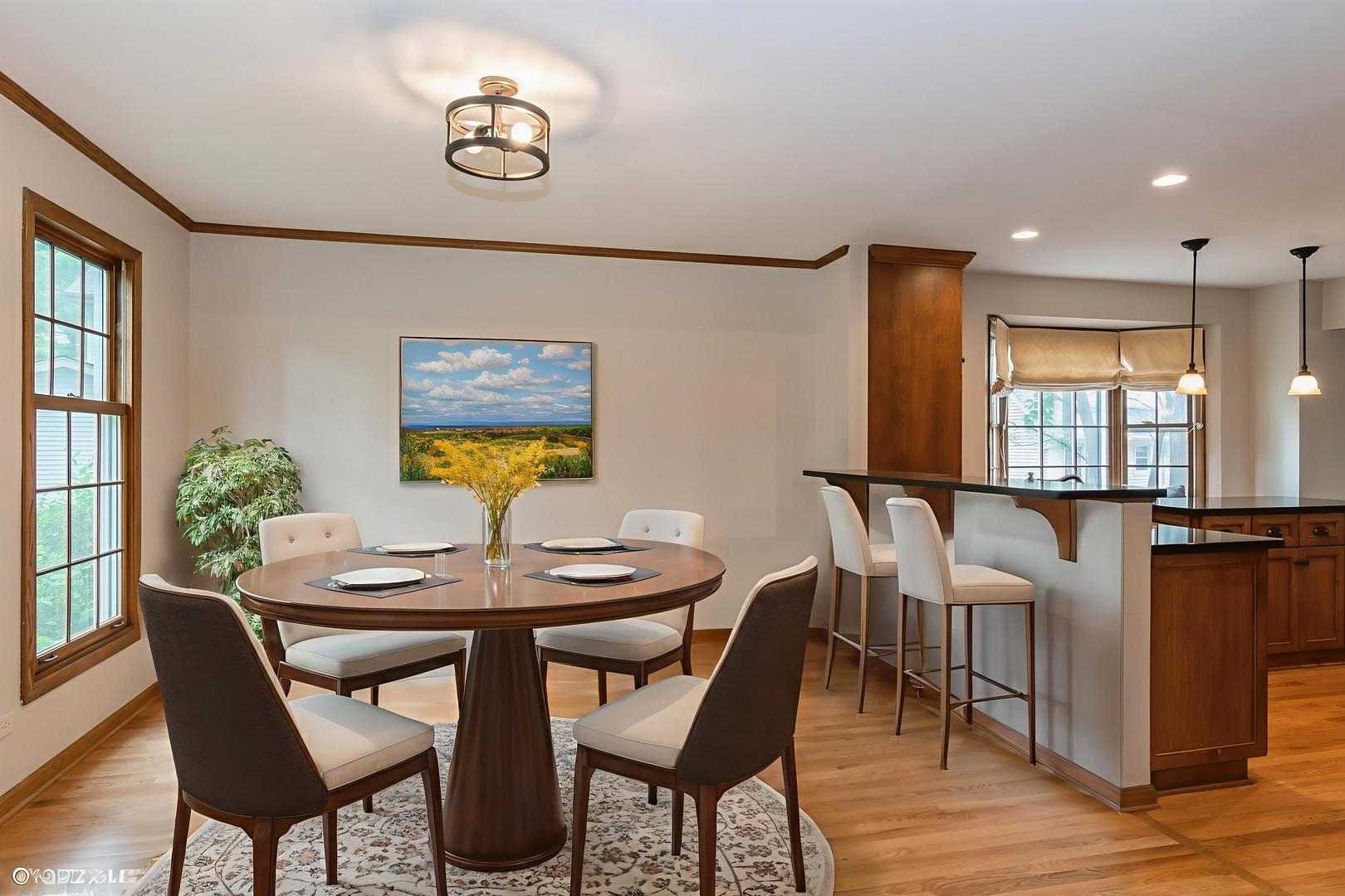 6S475 Sussex Road, Naperville, IL 60540