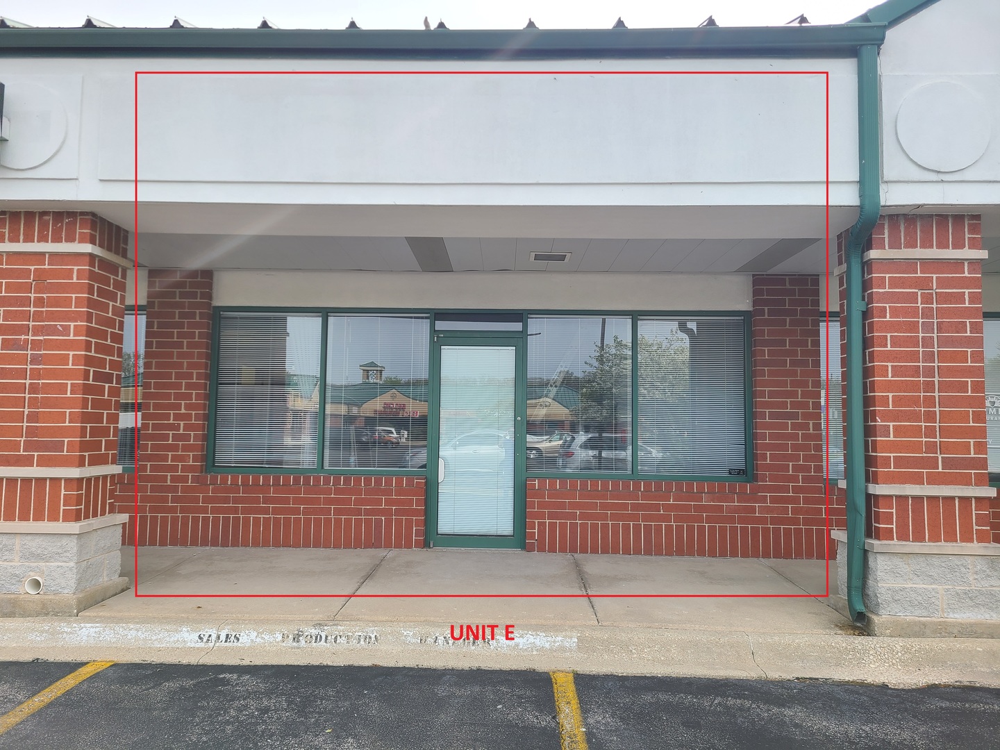 1550 Maple Avenue #E, Lisle, IL 60532
