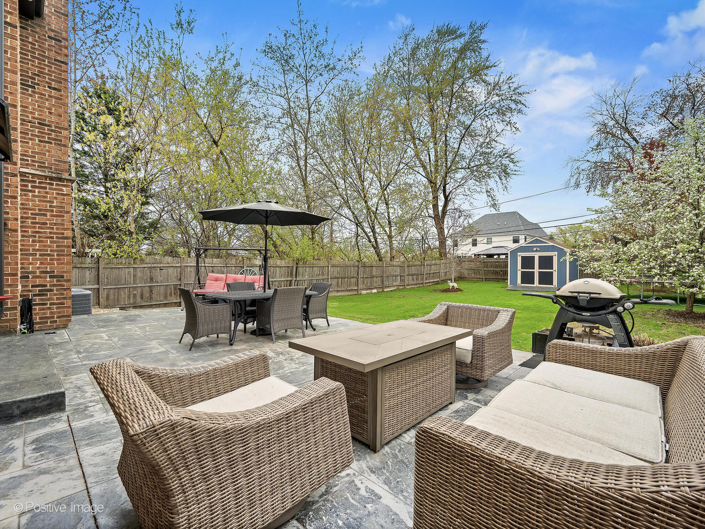 651 W Lorraine Avenue, Elmhurst, IL 60126