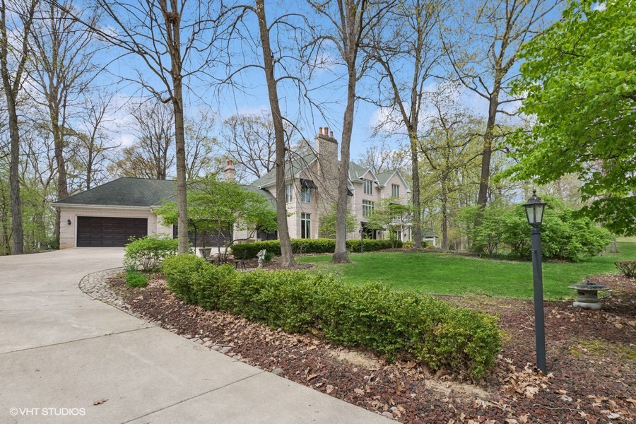 821 Chatfield Road, New Lenox, IL 60451