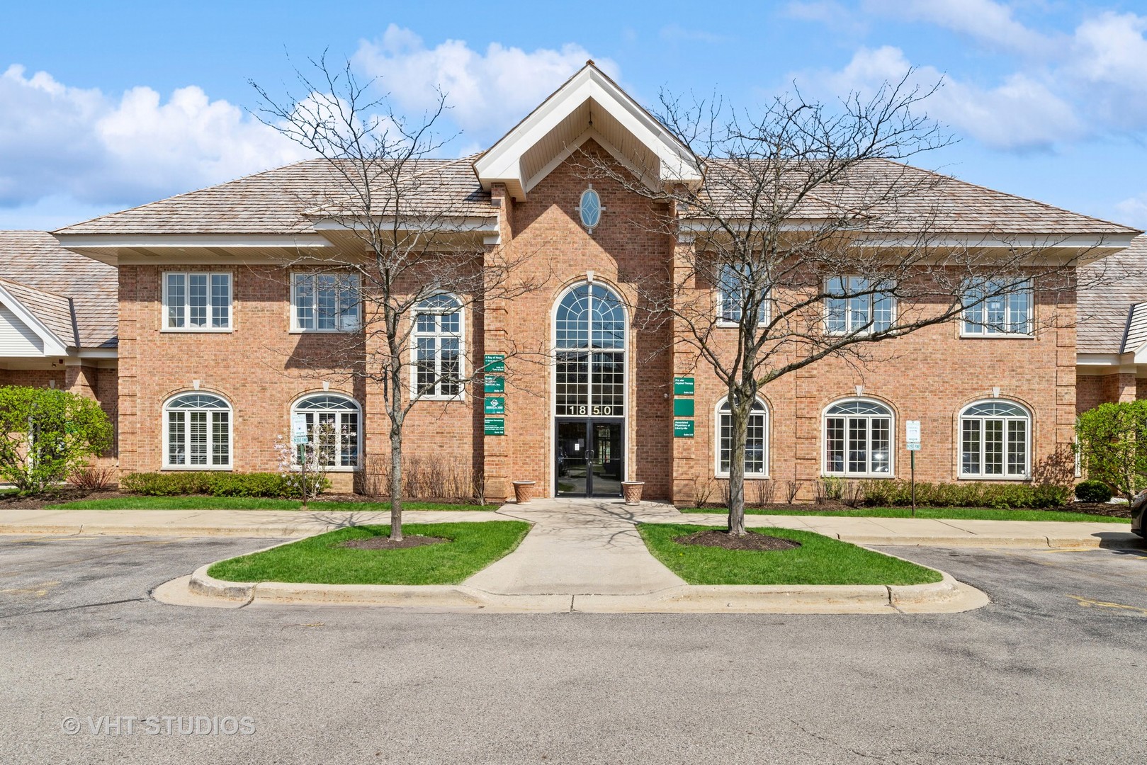 1850 W Winchester Road #103, Libertyville, IL 60048