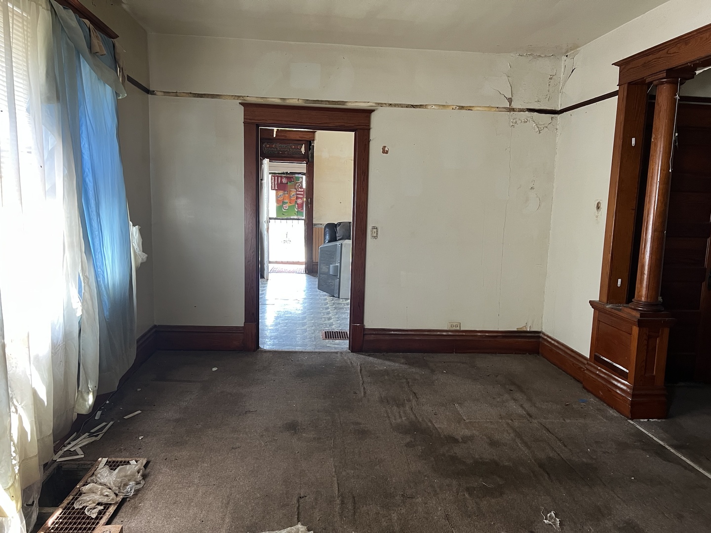 801 S Warren Street, Peoria, IL 61605