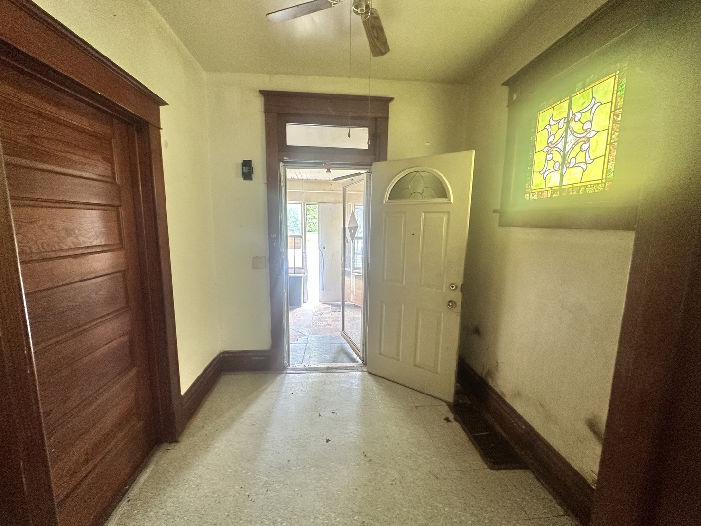 801 S Warren Street, Peoria, IL 61605