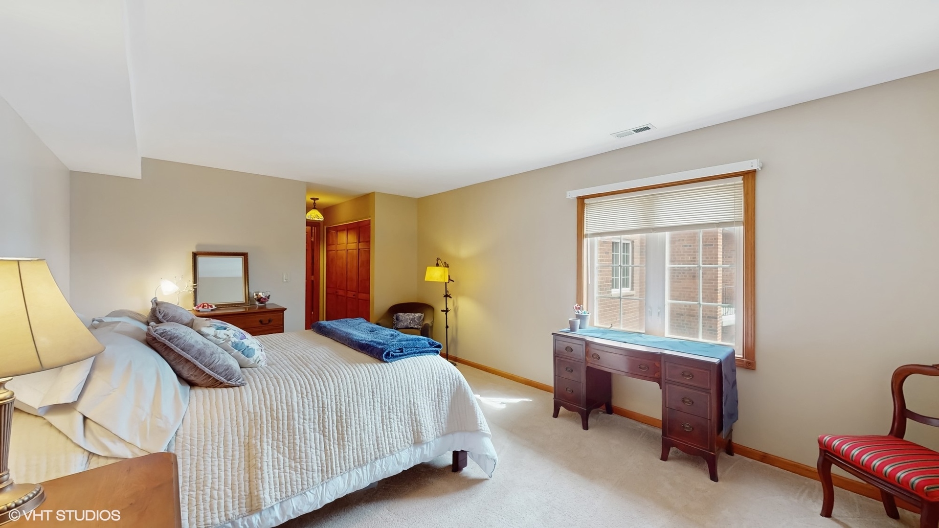 519 N Main Street #4BN, Glen Ellyn, IL 60137