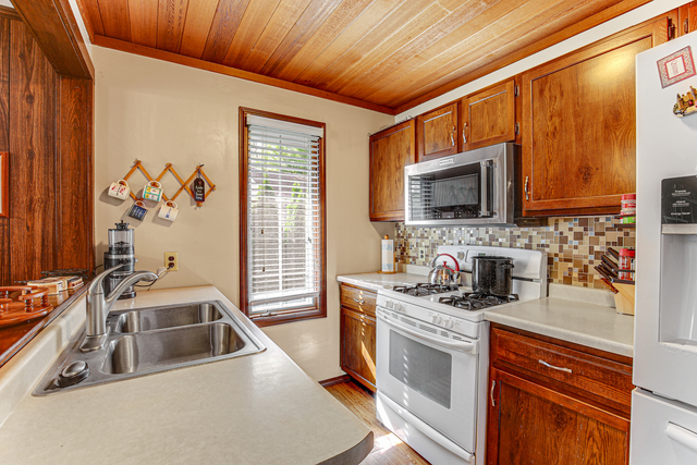 12530 E METCALF Avenue, Momence, IL 60954