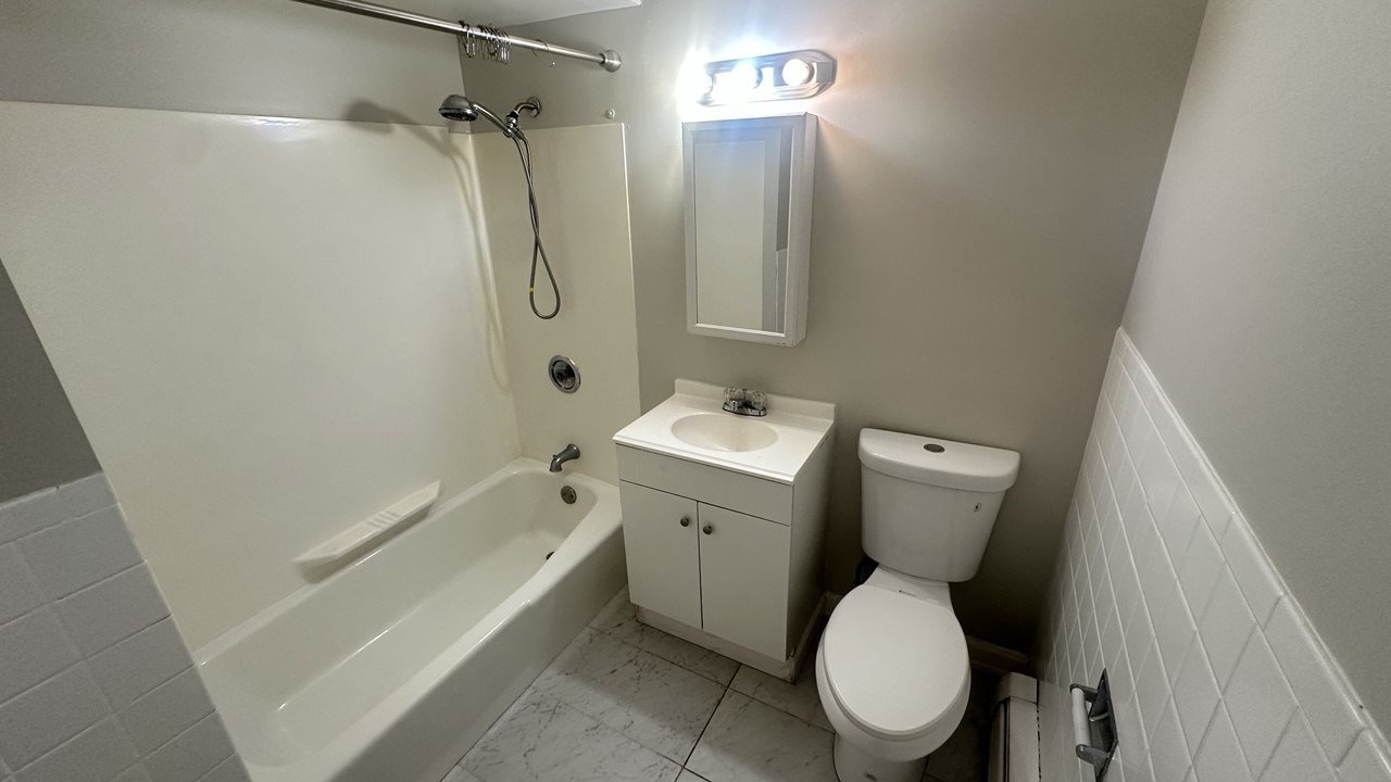 2802 N Rutherford Avenue #2S, Chicago, IL 60634