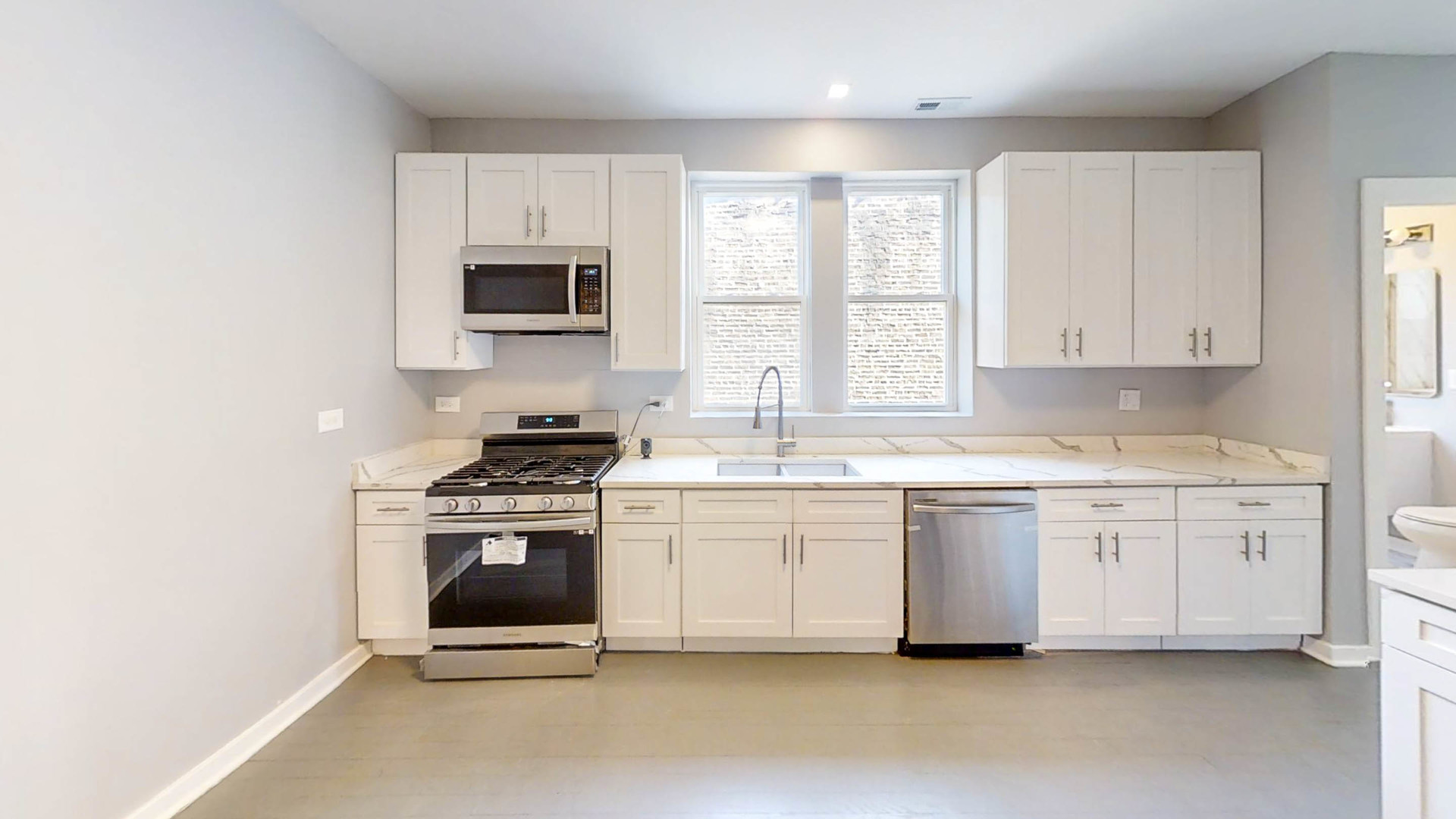 924 E 46TH Street #1, Chicago, IL 60653