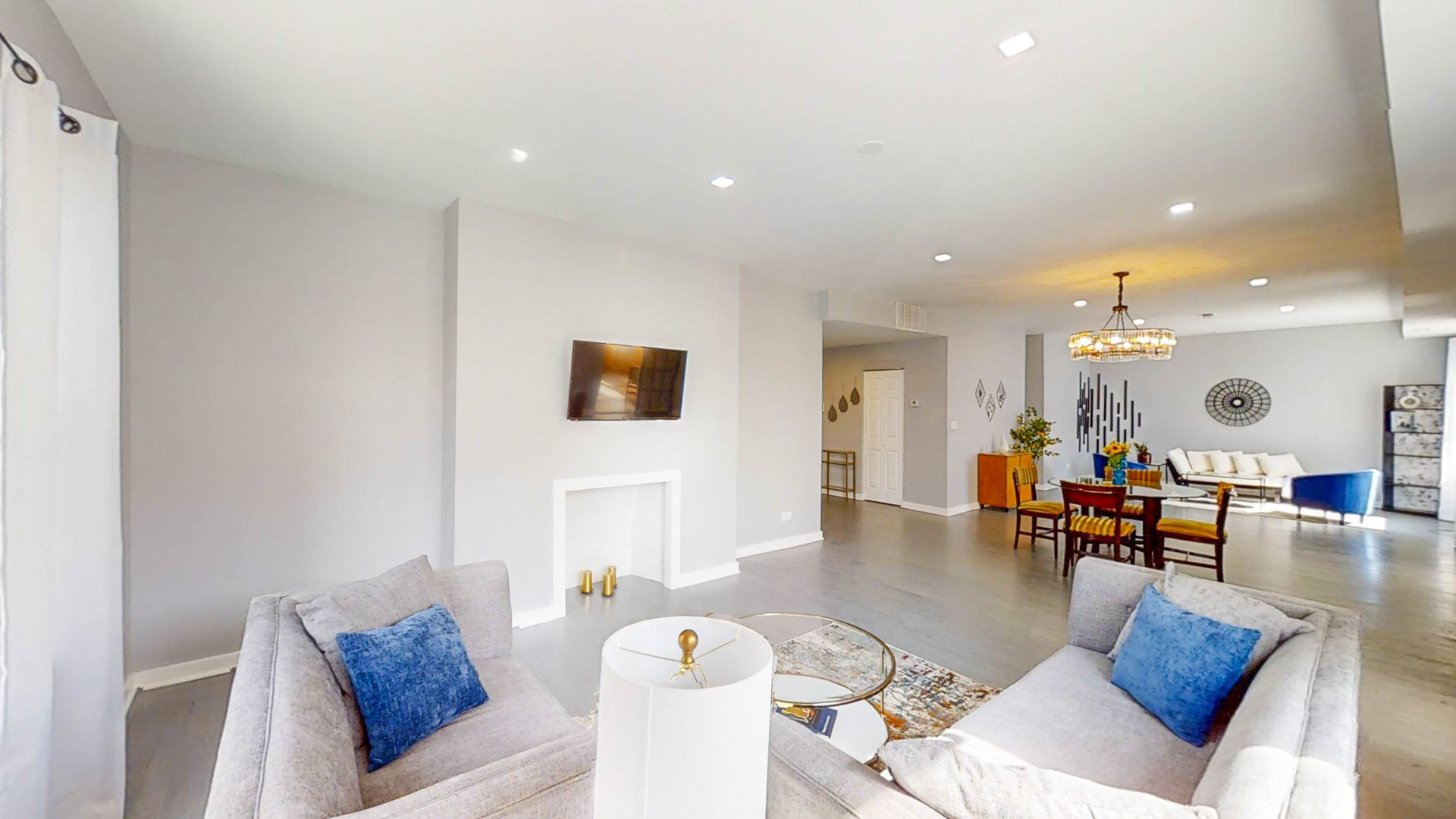 924 E 46TH Street #1, Chicago, IL 60653