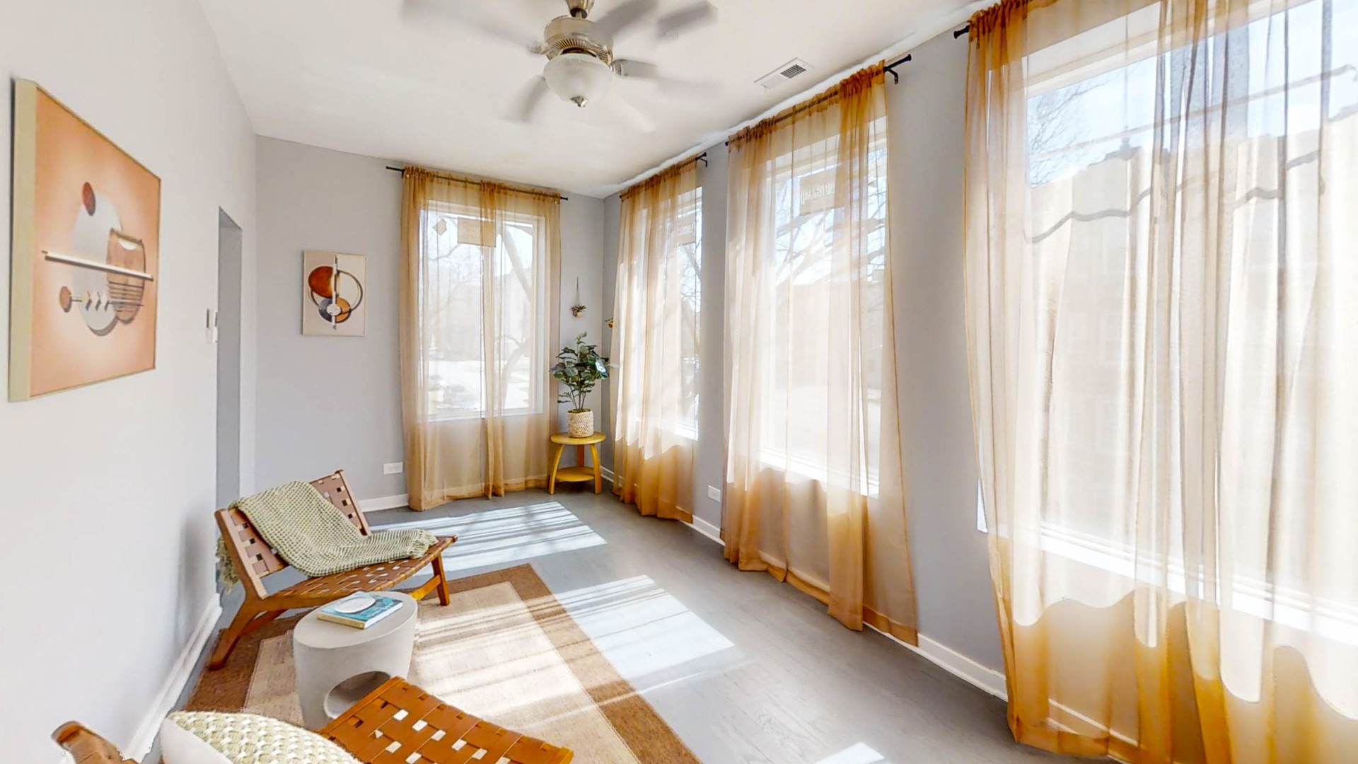 924 E 46TH Street #1, Chicago, IL 60653