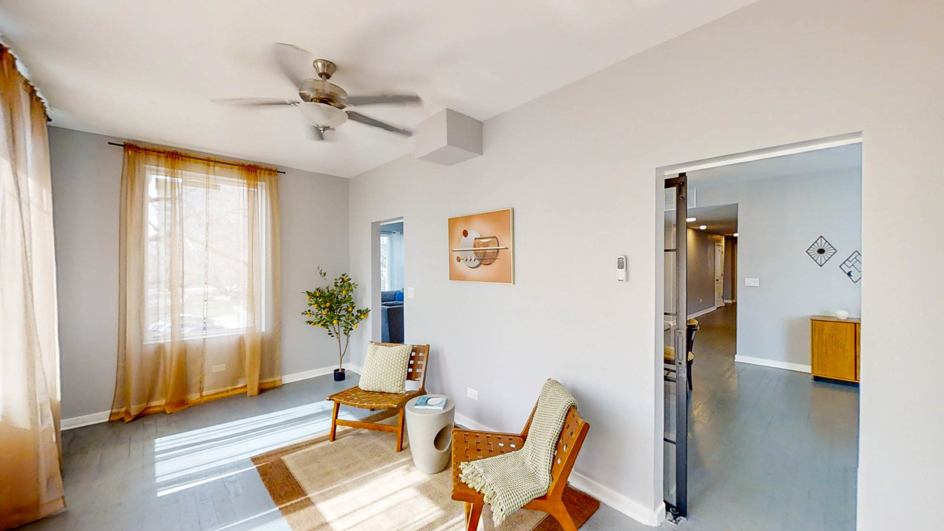 924 E 46TH Street #1, Chicago, IL 60653
