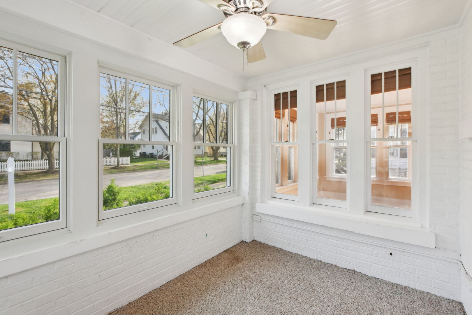 200 W Russell Street, Barrington, IL 60010