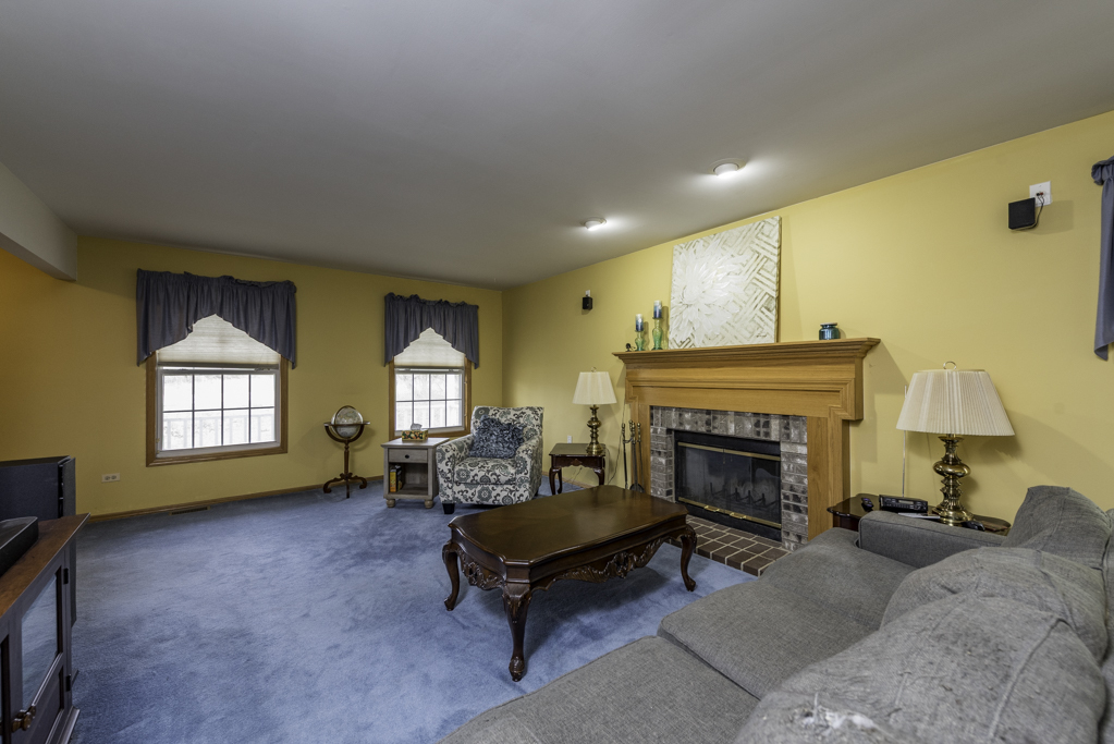 1940 Greenbay Road, Zion, IL 60099
