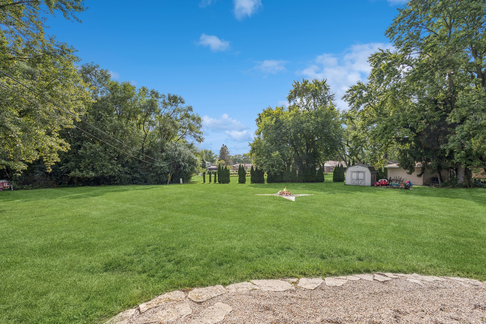 6241 Gaynelle Road, Tinley Park, IL 60477