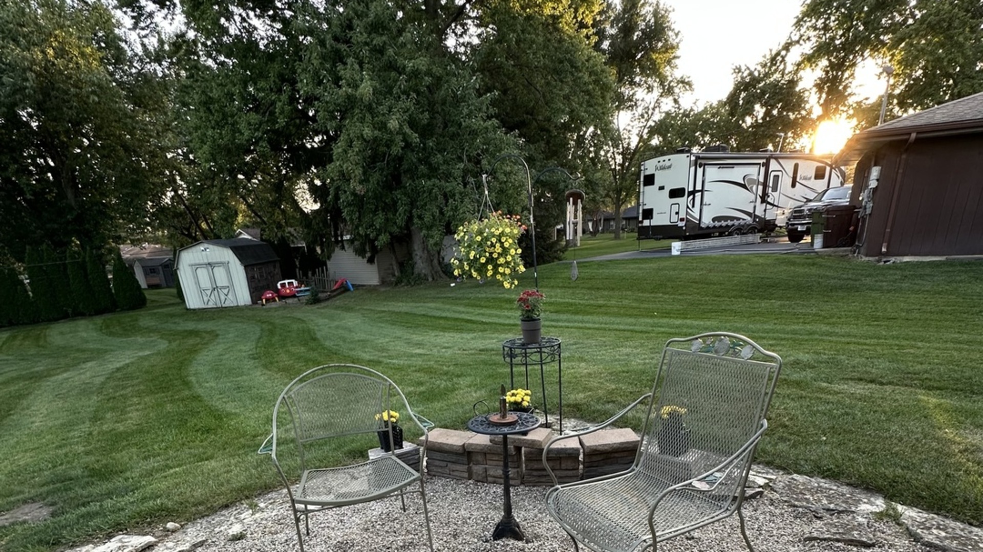 6241 Gaynelle Road, Tinley Park, IL 60477