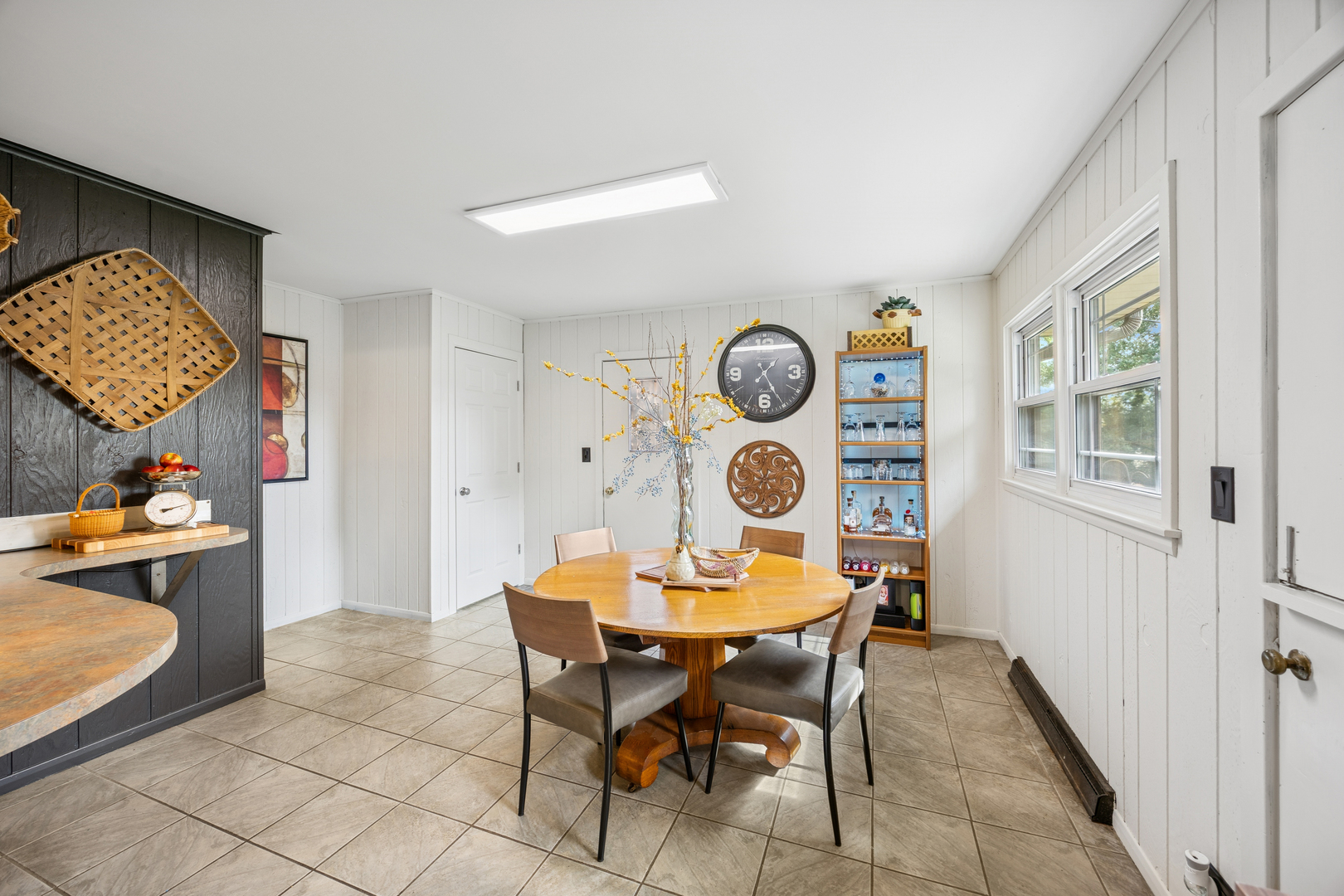 6241 Gaynelle Road, Tinley Park, IL 60477