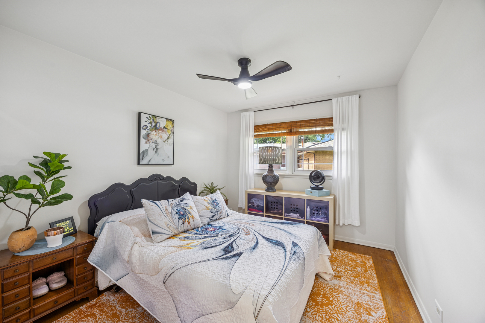 6241 Gaynelle Road, Tinley Park, IL 60477