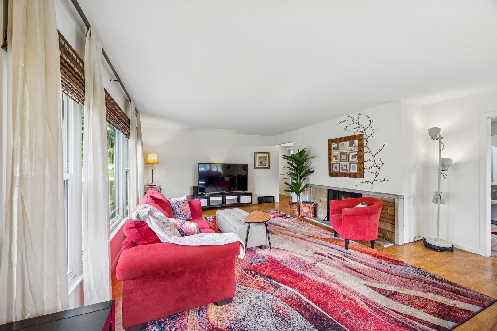 6241 Gaynelle Road, Tinley Park, IL 60477