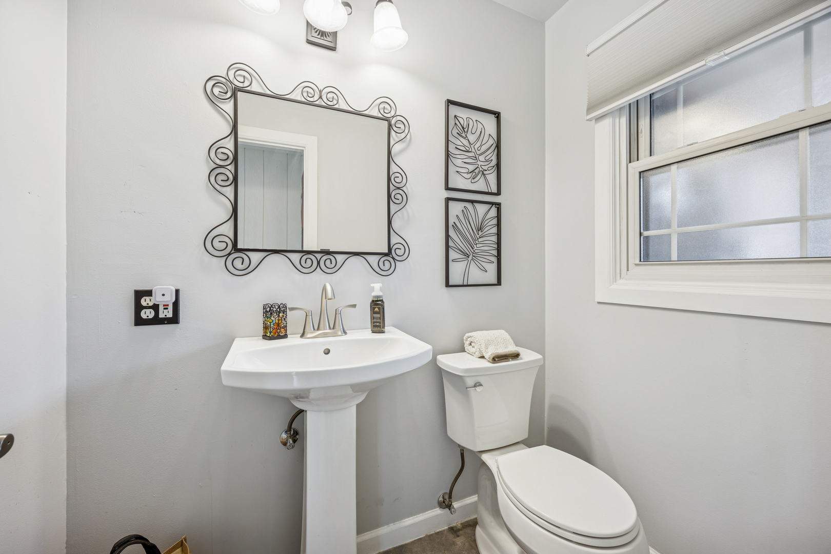 6241 Gaynelle Road, Tinley Park, IL 60477