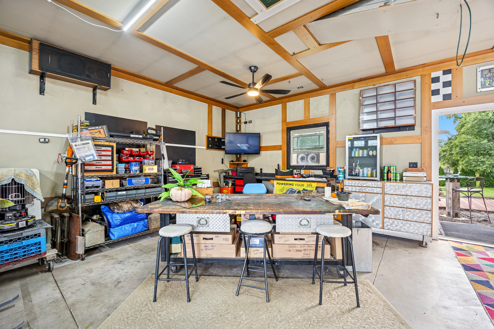 6241 Gaynelle Road, Tinley Park, IL 60477