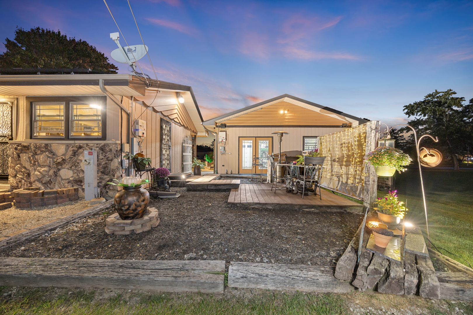 6241 Gaynelle Road, Tinley Park, IL 60477