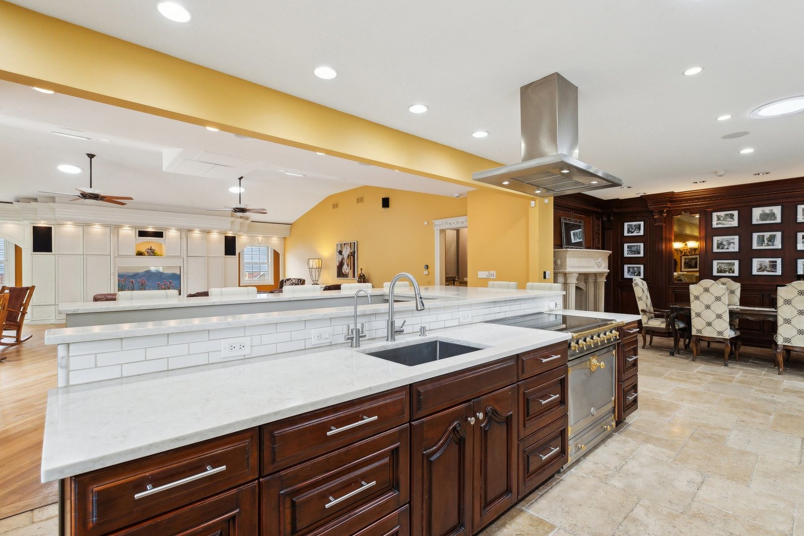 1424 Glencoe Avenue, Highland Park, IL 60035