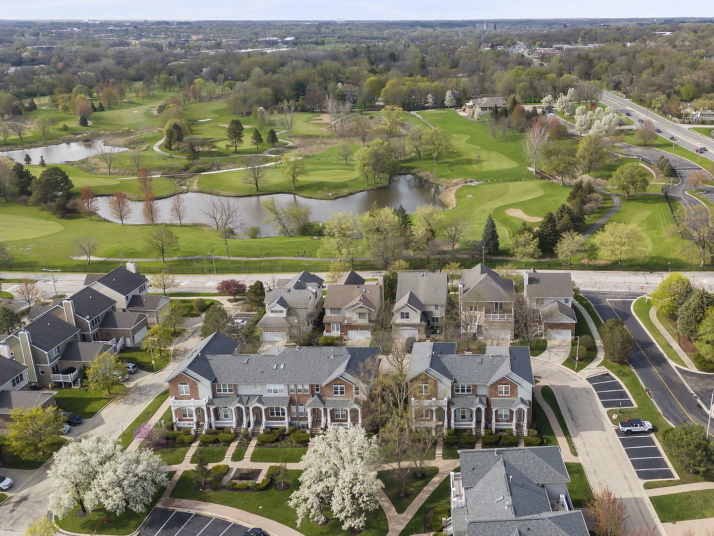 1107 Ironwood Lane, Lisle, IL 60532