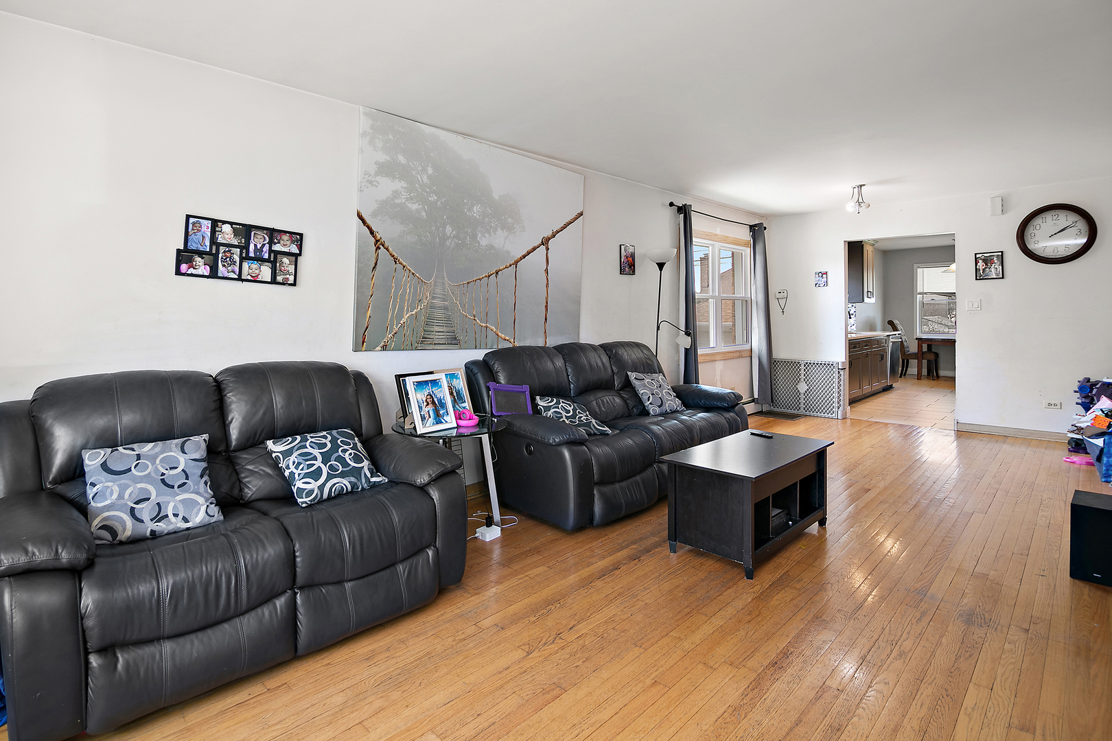 4828 W 106th Place, Oak Lawn, IL 60453