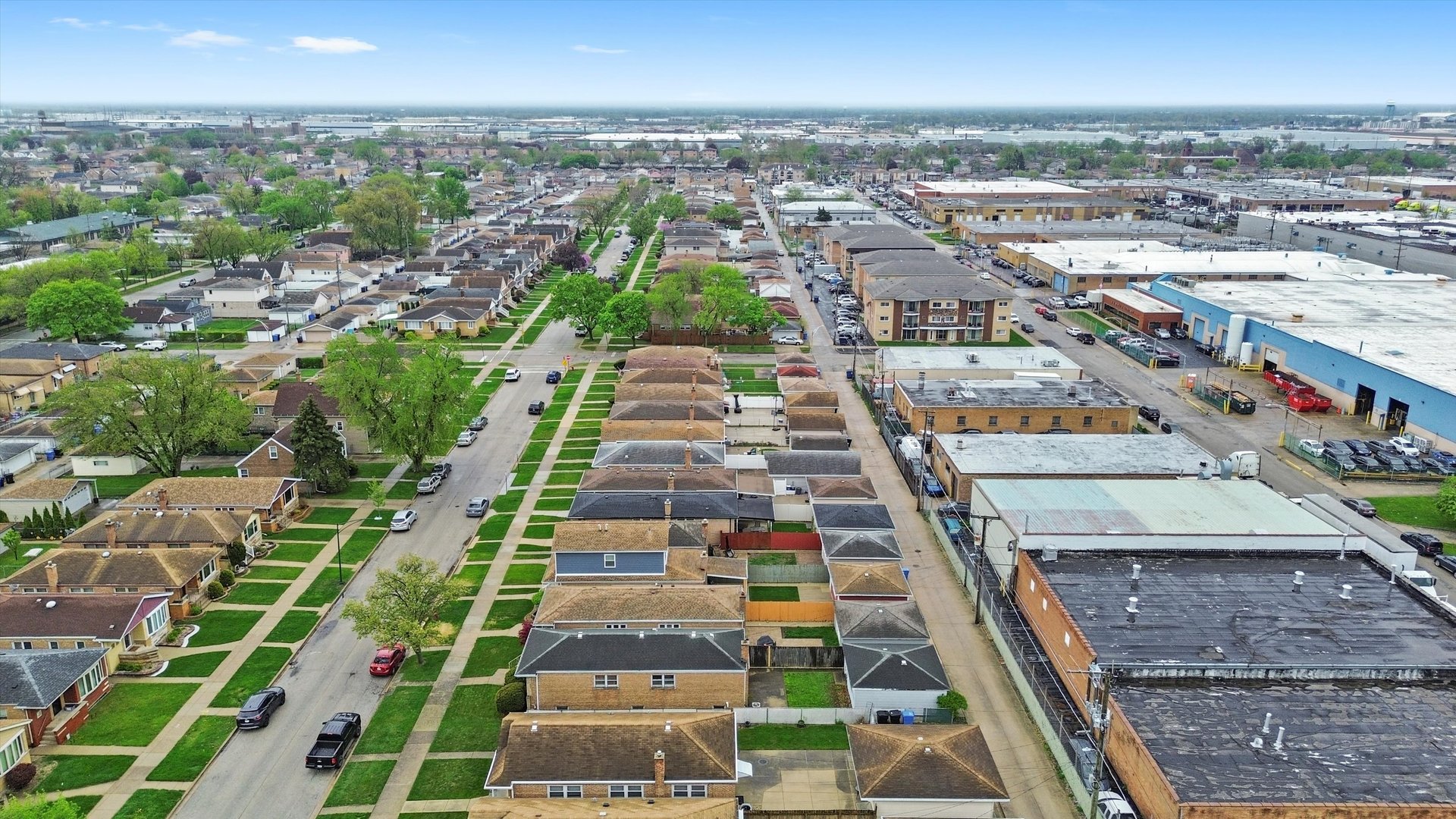 6022 S Rutherford Avenue, Chicago, IL 60638