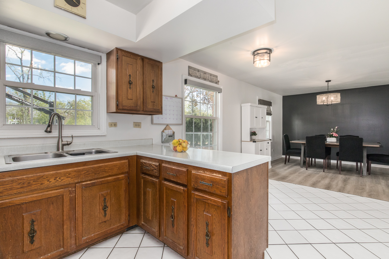 1711 Longmeadow Drive, Glenview, IL 60026