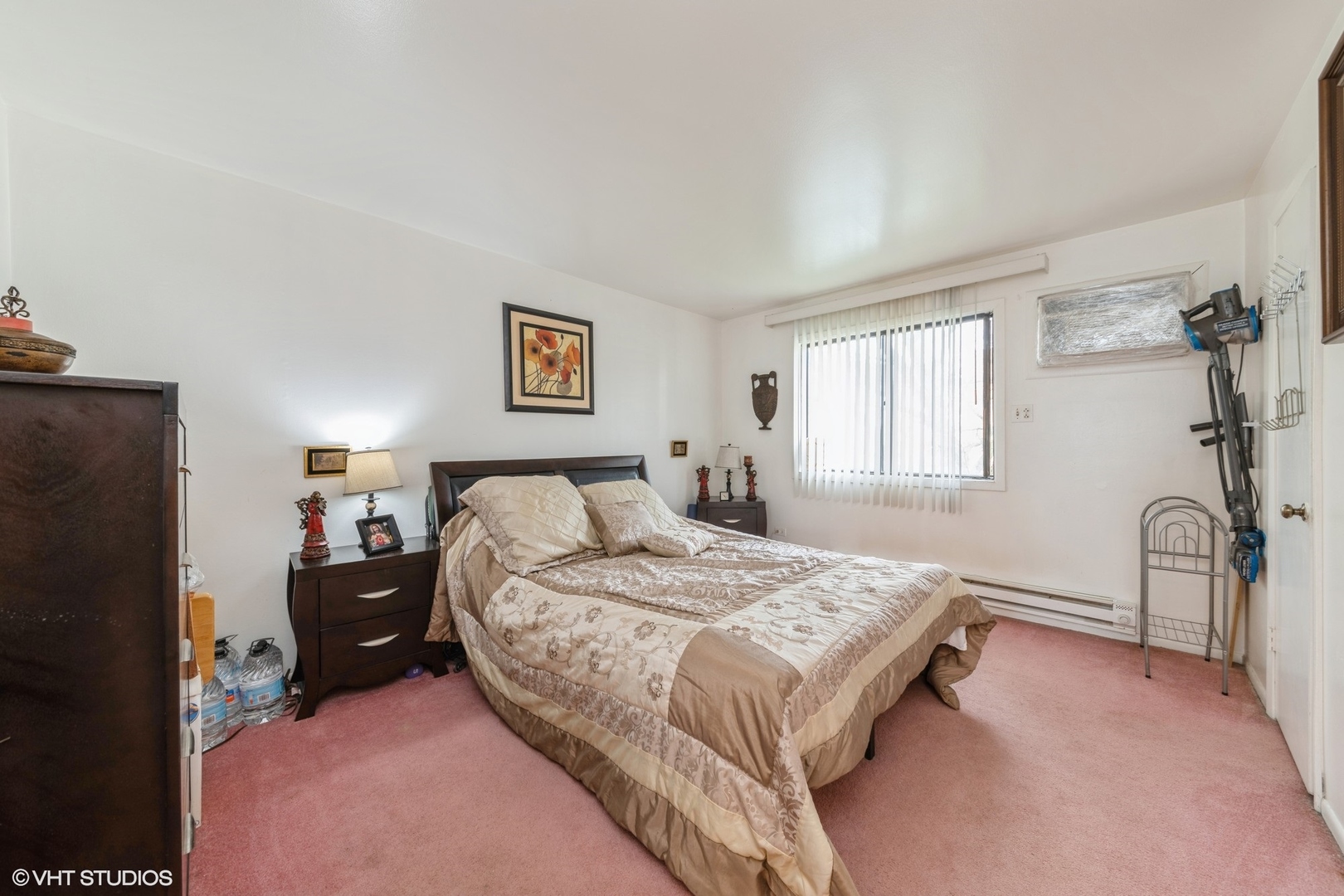 162 N Waters Edge Drive #202, Glendale Heights, IL 60139