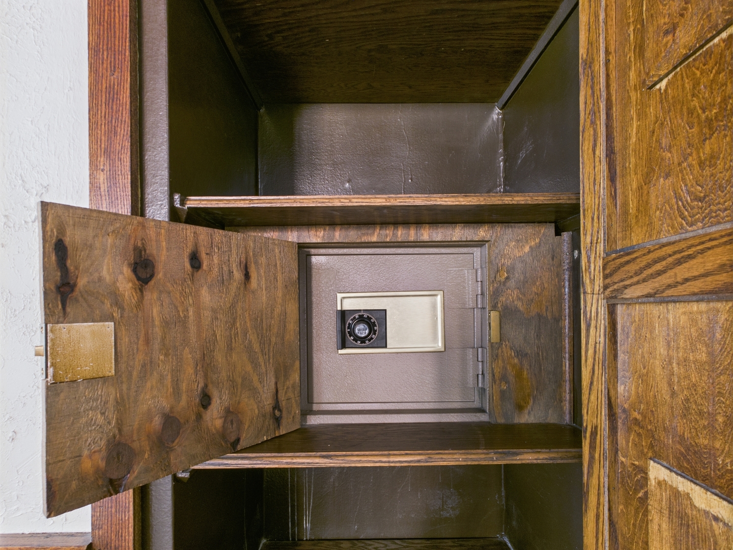 5555 S Everett Avenue #B3-4, Chicago, IL 60637