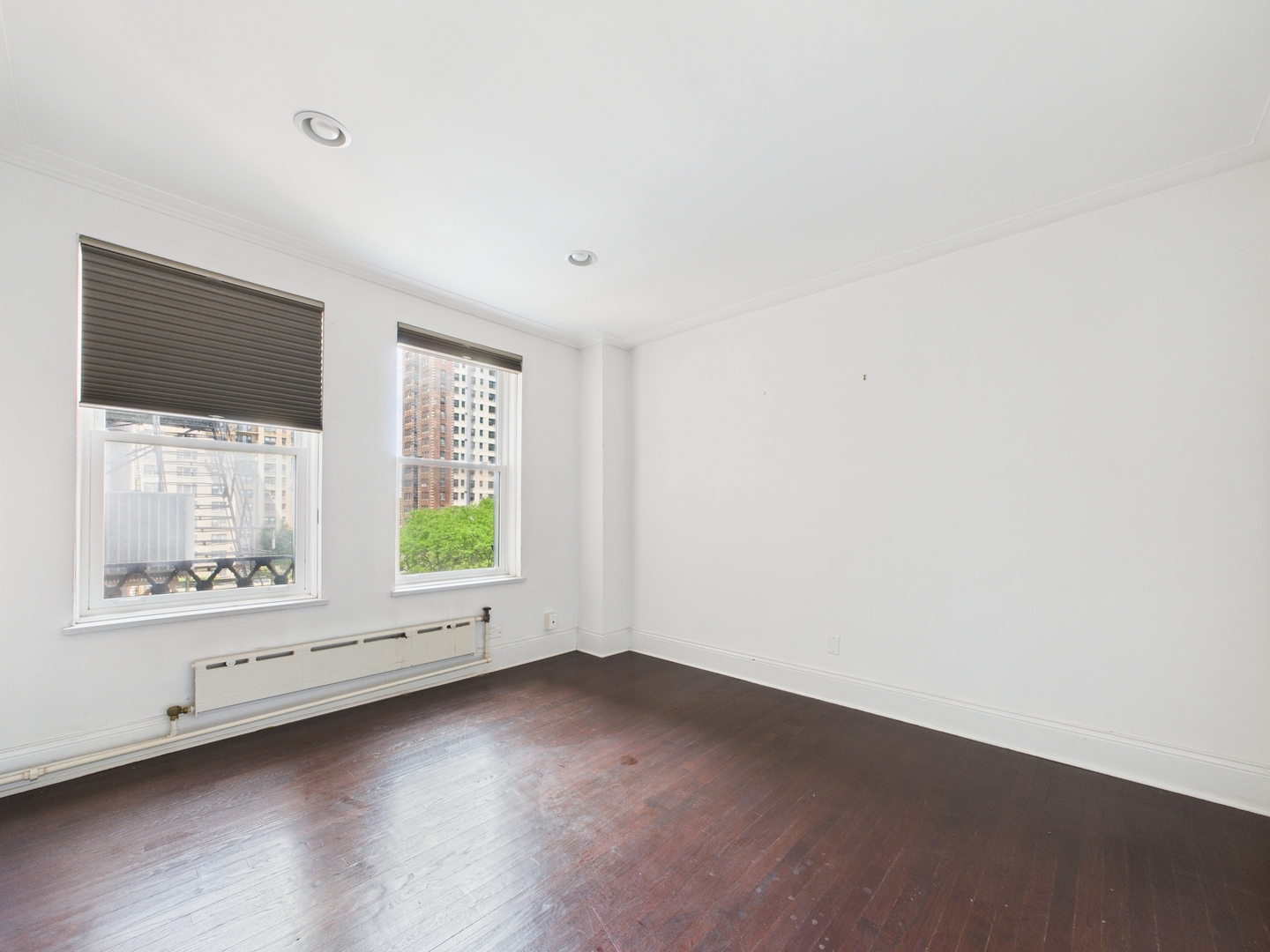 5555 S Everett Avenue #B3-4, Chicago, IL 60637