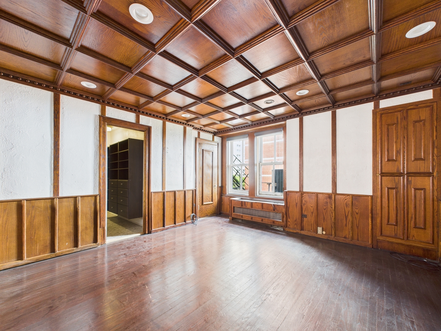 5555 S Everett Avenue #B3-4, Chicago, IL 60637